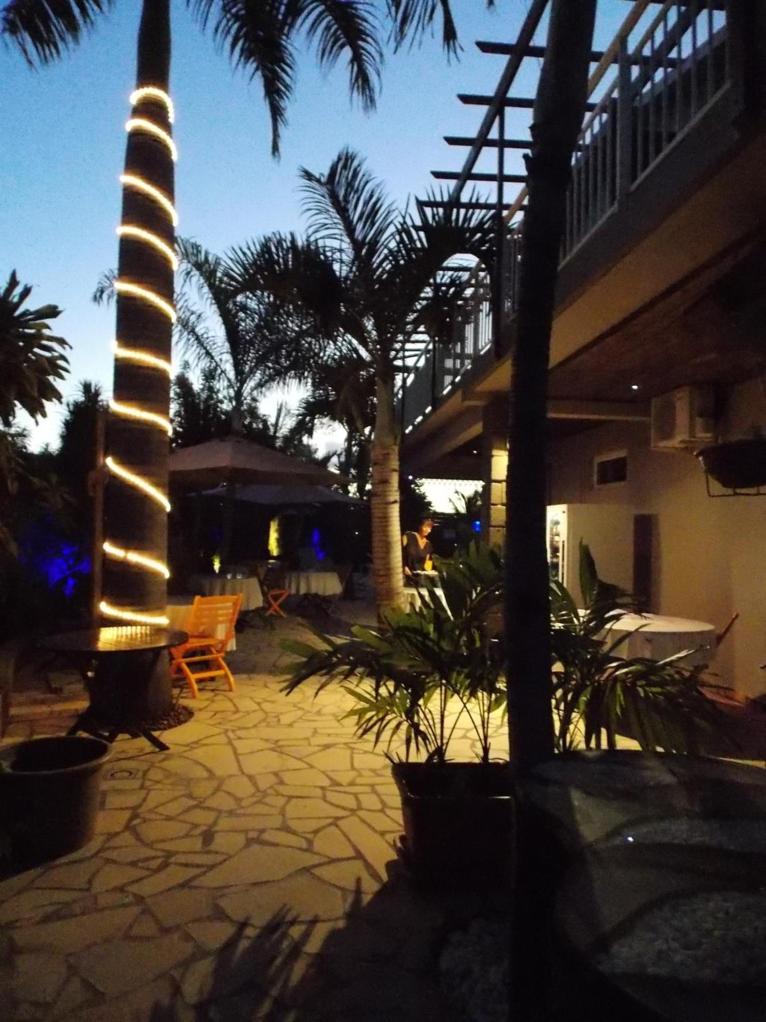 Hotel Ylang Ylang سان جيل لي بان المظهر الخارجي الصورة