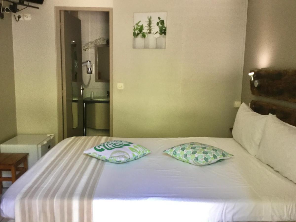Hotel Ylang Ylang سان جيل لي بان المظهر الخارجي الصورة